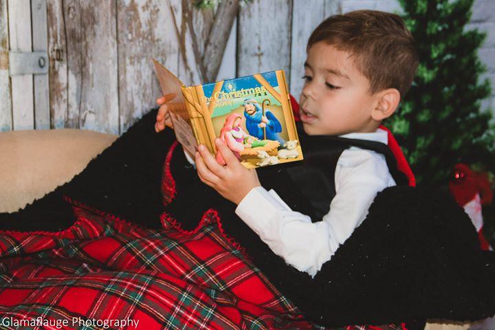 White Brick Barn Christmas Backdrop for Photography Prop
