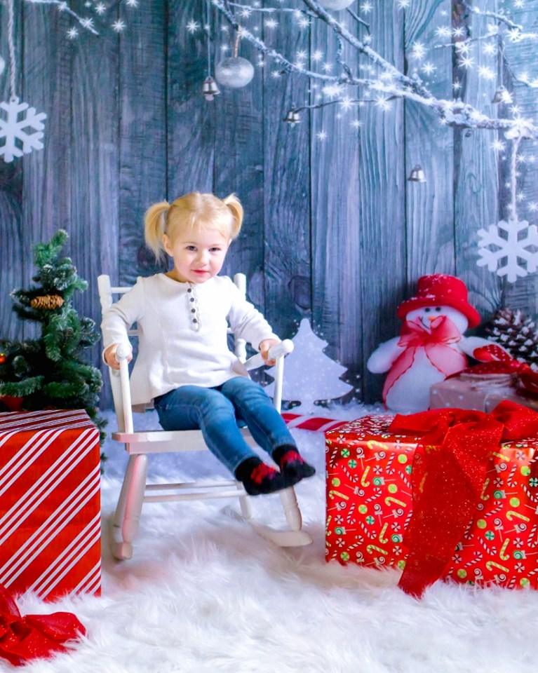 Grey Wood Wall Snowman Christmas Backdrop for Snowflake