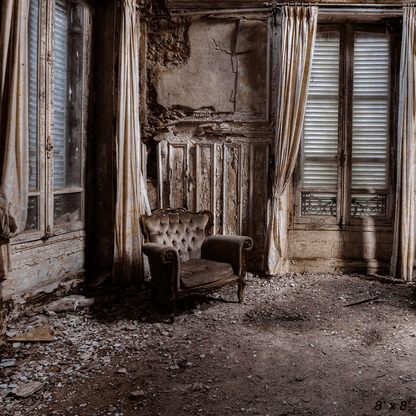 Abandoned Room Brown Armchair Photography Backdrop SBH0294